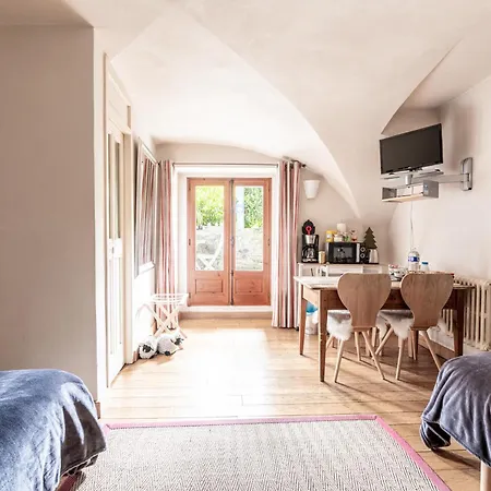 Bed End Breakfast Du Centre 2*