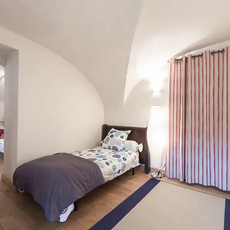Bed End Breakfast Du Centre Bed and Breakfast