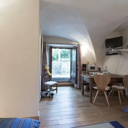 Bed End Breakfast Du Centre 2*