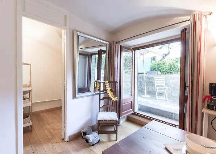 Bed End Breakfast Du Centre Bed & Breakfast 3*